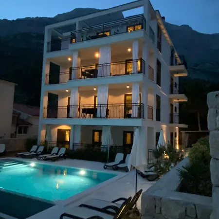 Thepenthouse شقة