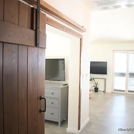 Lägenhet Thepenthouse Baška Voda
