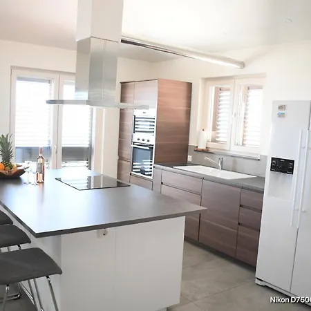 Thepenthouse Lägenhet Baška Voda