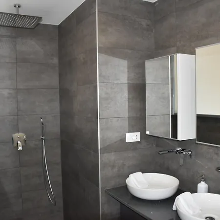 Thepenthouse Апартаменти *